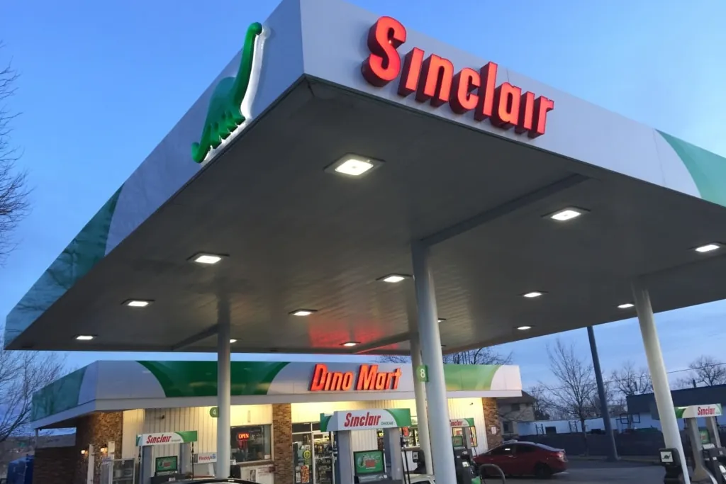 Gas Station Sign Cleveland Tennessee